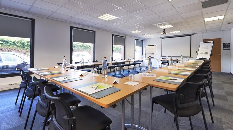 <b>Hotel Campanile Lille North Meeting</b>. Images powered by <a href="https://iceportal.shijigroup.com/" title="IcePortal" target="_blank">IcePortal</a>.