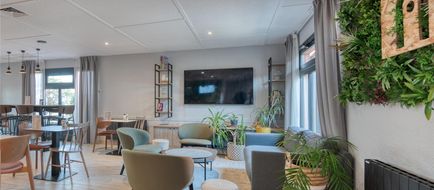 Campanile Lille West Lobby