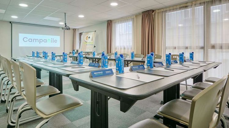 Campanile Berges - Du Rhone Meeting