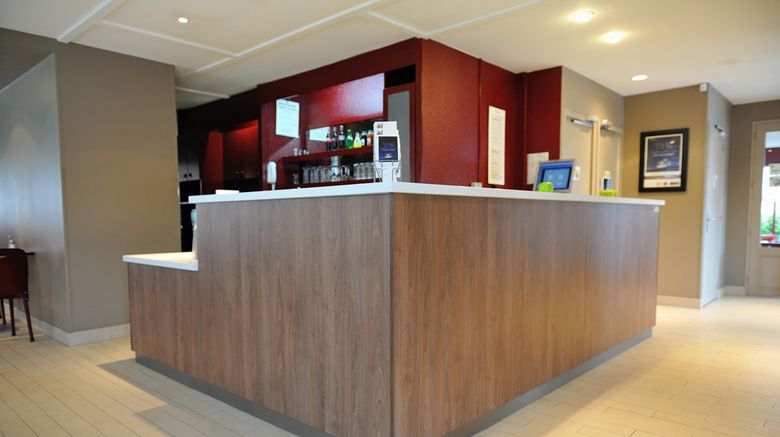 <b>Campanile Lyon East Lobby</b>. Images powered by <a href="https://iceportal.shijigroup.com/" title="IcePortal" target="_blank">IcePortal</a>.