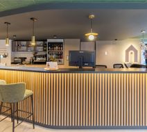 Campanile Lyon-Bron Lobby