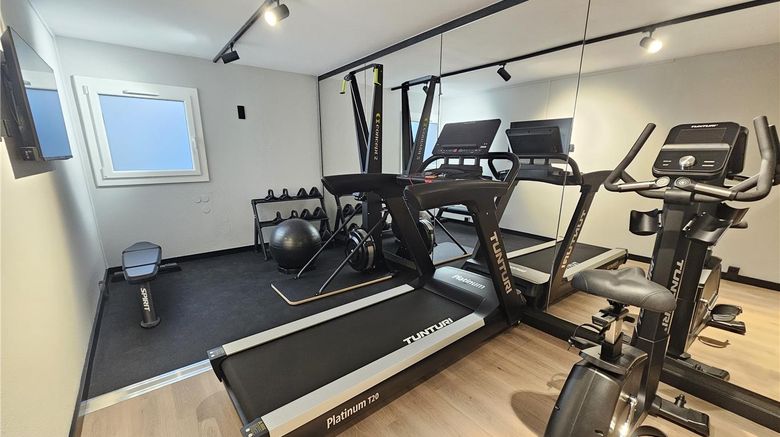 <b>Campanile Lyon Ouest Health</b>. Images powered by <a href="https://iceportal.shijigroup.com/" title="IcePortal" target="_blank">IcePortal</a>.