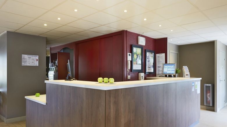 <b>Campanile Hotel Lyon South Lobby</b>. Images powered by <a href="https://iceportal.shijigroup.com/" title="IcePortal" target="_blank">IcePortal</a>.
