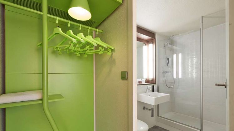 Campanile Hotel Lyon South Room