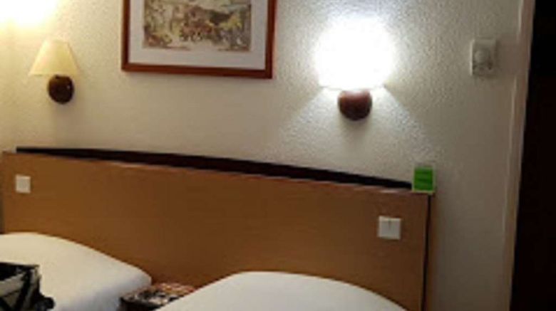 <b>Campanile Marmande Room</b>. Images powered by <a href="https://iceportal.shijigroup.com/" title="IcePortal" target="_blank">IcePortal</a>.
