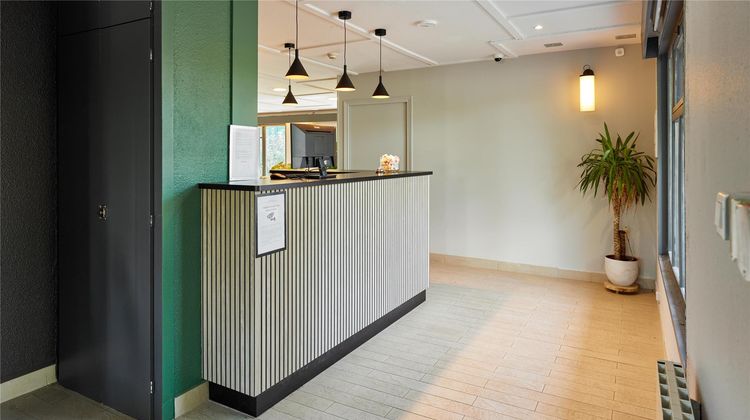 Campanile Martigues West Lobby