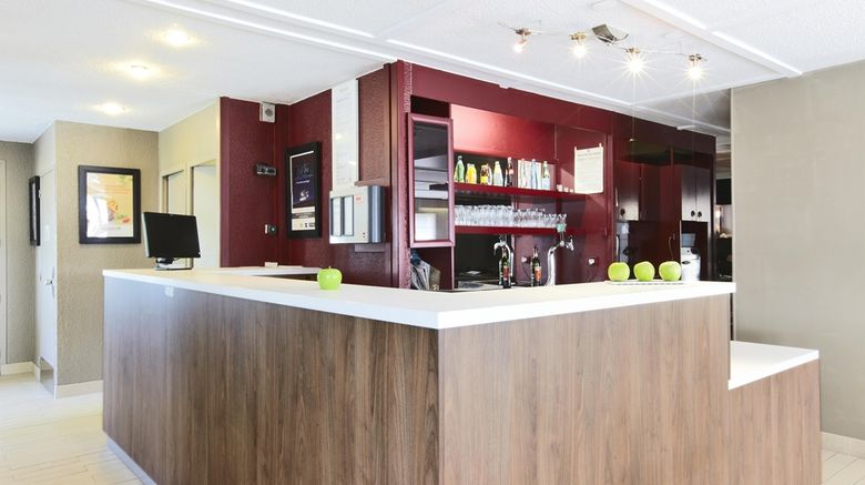 <b>Campanile Hotel  Maubeuge Lobby</b>. Images powered by <a href="https://iceportal.shijigroup.com/" title="IcePortal" target="_blank">IcePortal</a>.
