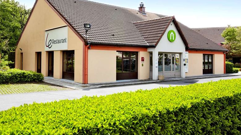 Campanile Hotel  Maubeuge Exterior. Images powered by <a href="https://iceportal.shijigroup.com" target="_blank" rel="noopener">Ice Portal</a>.