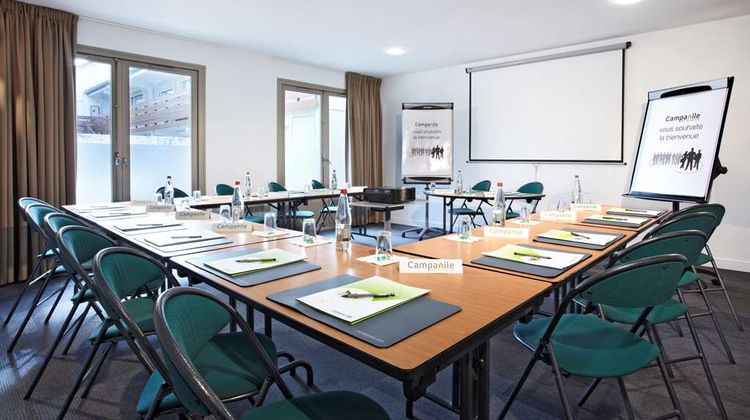 Campanile Meaux Est Meeting