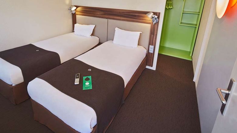 <b>Campanile Melun Senart-Vert Saint Denis Room</b>. Images powered by <a href="https://iceportal.shijigroup.com/" title="IcePortal" target="_blank">IcePortal</a>.