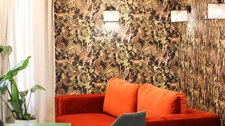 <b>Campanile Melun Senart-Vert Saint Denis Lobby</b>. Images powered by <a href="https://iceportal.shijigroup.com/" title="IcePortal" target="_blank">IcePortal</a>.