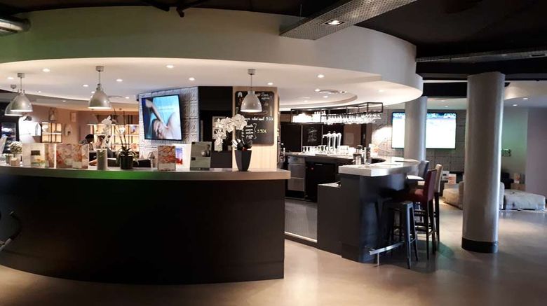 <b>Campanile Marne-la-Vallee Lobby</b>. Images powered by <a href="https://iceportal.shijigroup.com/" title="IcePortal" target="_blank">IcePortal</a>.