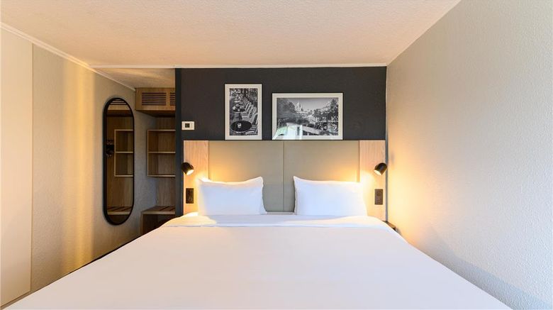 <b>Campanile Marne-la-Vallee Room</b>. Images powered by <a href="https://iceportal.shijigroup.com/" title="IcePortal" target="_blank">IcePortal</a>.