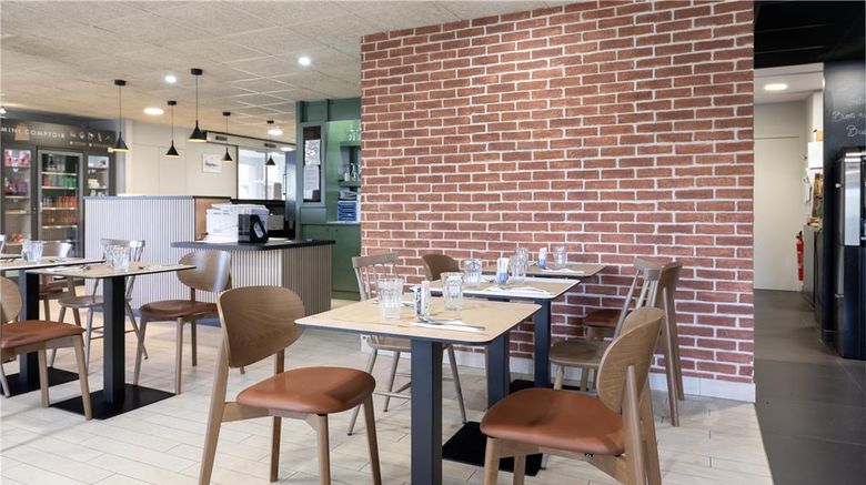 <b>Campanile Hotel Restaurant</b>. Images powered by <a href="https://iceportal.shijigroup.com/" title="IcePortal" target="_blank">IcePortal</a>.