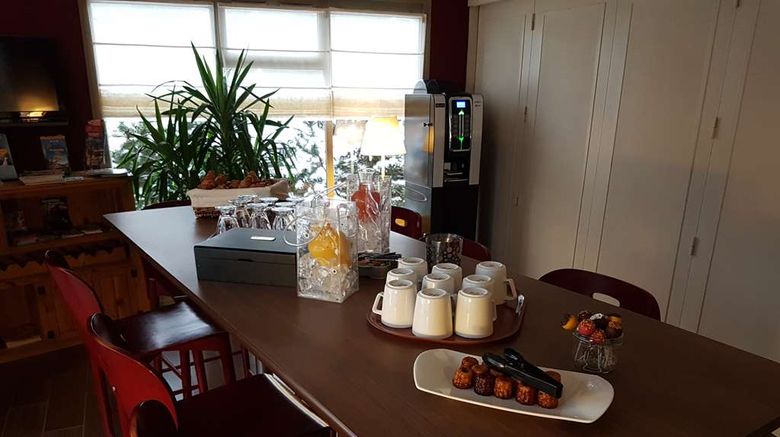 <b>THE HOTEL CAMPANILE DE MONTBELIARD - SOC Meeting</b>. Images powered by <a href="https://iceportal.shijigroup.com/" title="IcePortal" target="_blank">IcePortal</a>.