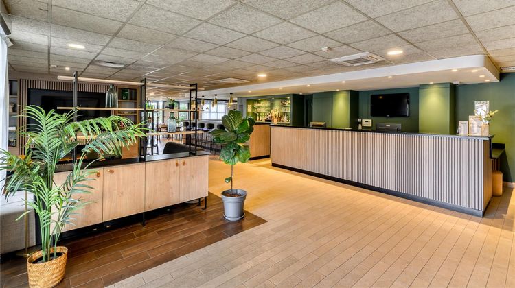 Hotel Campanile EST - Le Millenaire Lobby