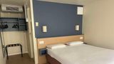 Hotel Kyriad Direct St Jean De Vedas Room