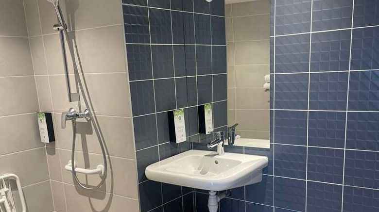<b>Hotel Kyriad Direct St Jean De Vedas Suite</b>. Images powered by <a href="https://iceportal.shijigroup.com/" title="IcePortal" target="_blank">IcePortal</a>.