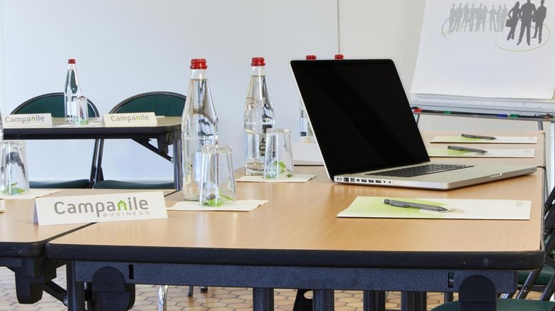 <b>Campanile Mulhouse North Meeting</b>. Images powered by <a href="https://iceportal.shijigroup.com/" title="IcePortal" target="_blank">IcePortal</a>.