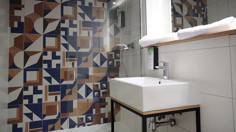 <b>Campanile Mulhouse North Room</b>. Images powered by <a href="https://iceportal.shijigroup.com/" title="IcePortal" target="_blank">IcePortal</a>.