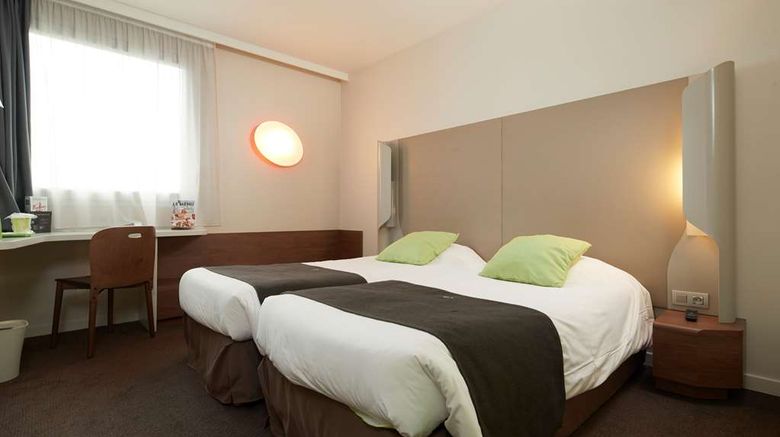 <b>Campanile Nantes Centre - Saint-Jacques Room</b>. Images powered by <a href="https://iceportal.shijigroup.com/" title="IcePortal" target="_blank">IcePortal</a>.