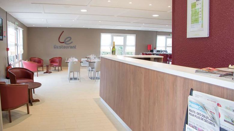 <b>Campanile Nantes Est-St Sebastien Lobby</b>. Images powered by <a href="https://iceportal.shijigroup.com/" title="IcePortal" target="_blank">IcePortal</a>.