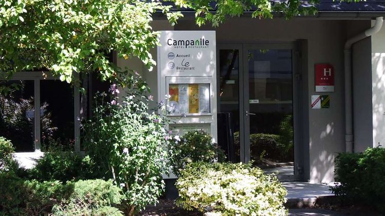 Campanile Nantes West Exterior