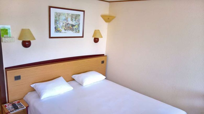 <b>Campanile Hotel Room</b>. Images powered by <a href="https://iceportal.shijigroup.com/" title="IcePortal" target="_blank">IcePortal</a>.