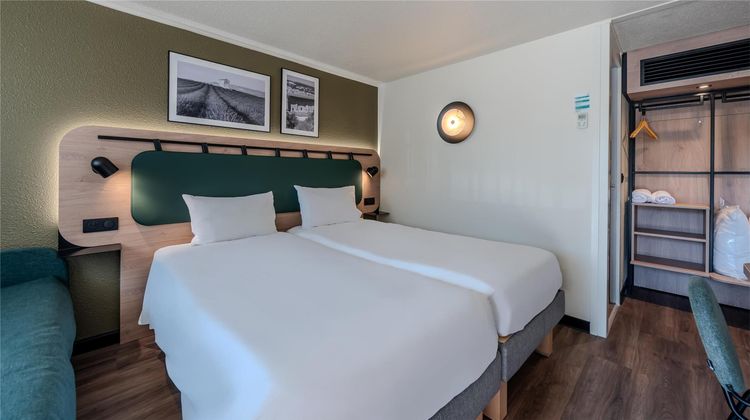 Campanile Orange Room