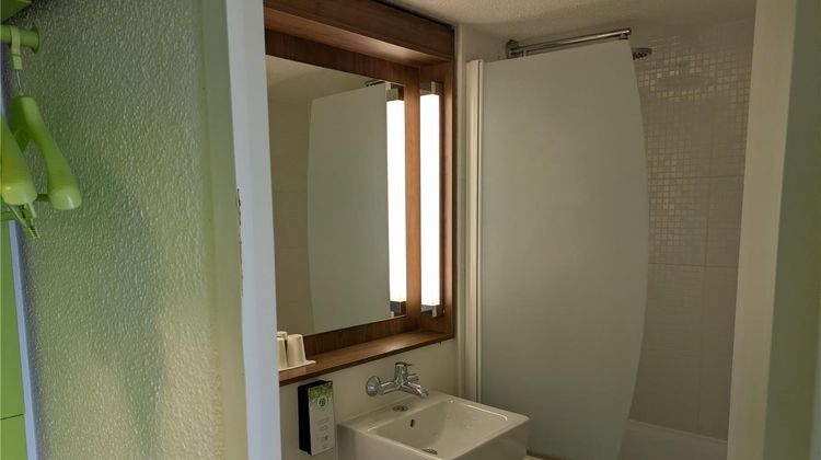 Campanile Orleans North Room