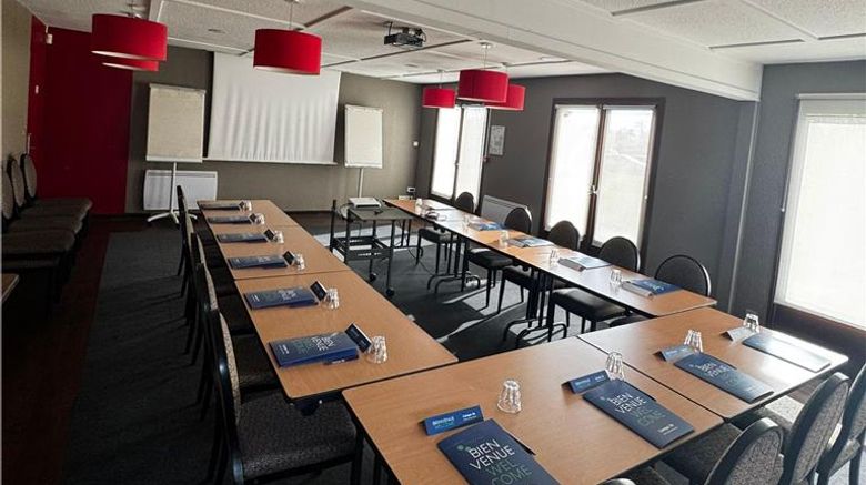 <b>Campanile Orleans West Meeting</b>. Images powered by <a href="https://iceportal.shijigroup.com/" title="IcePortal" target="_blank">IcePortal</a>.