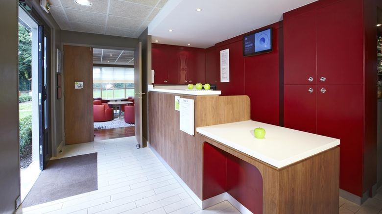 <b>Campanile Orleans Sud Lobby</b>. Images powered by <a href="https://iceportal.shijigroup.com/" title="IcePortal" target="_blank">IcePortal</a>.