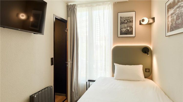 Campanile Paris Tour Eiffel Room