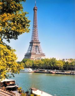 Campanile Paris Tour Eiffel