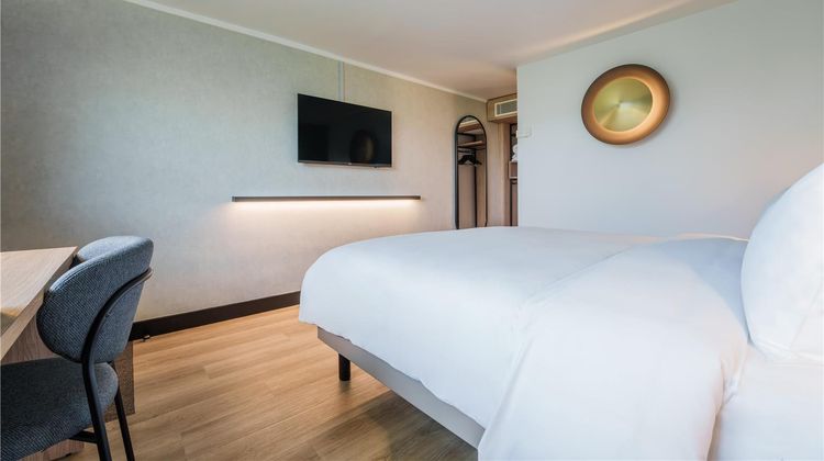 Campanile Paris Tour Eiffel Room
