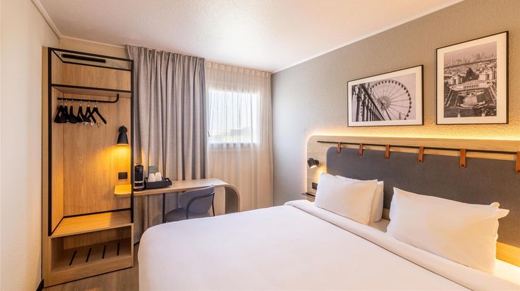 Campanile Paris Est Bobigny Room