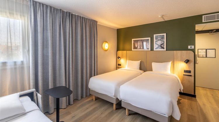 Campanile Paris Est Bobigny Room