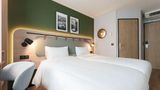 <b>Campanile Paris West Room</b>. Images powered by <a href="https://iceportal.shijigroup.com/" title="IcePortal" target="_blank">IcePortal</a>.