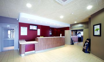 Hotel Campanile Paris Ouest - Chaville