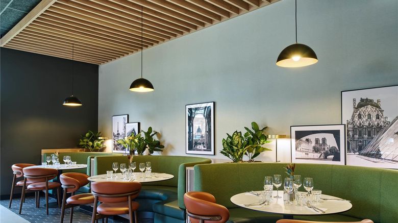 <b>Campanile Paris West Restaurant</b>. Images powered by <a href="https://iceportal.shijigroup.com/" title="IcePortal" target="_blank">IcePortal</a>.