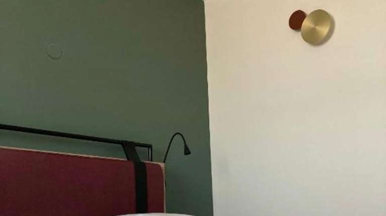 <b>Hotel Campanile Perpignan Nord Room</b>. Images powered by <a href="https://iceportal.shijigroup.com/" title="IcePortal" target="_blank">IcePortal</a>.