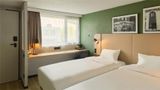 Hotel Campanile Poitiers Sud Aeroport Room