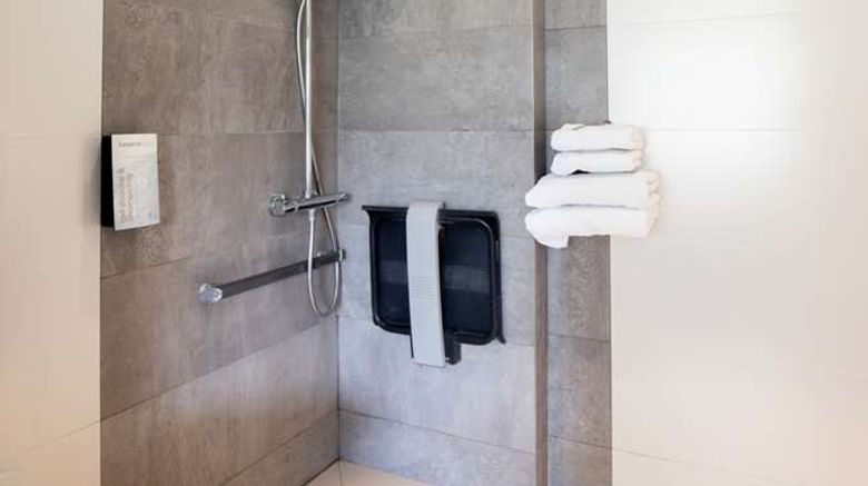 <b>Hotel Campanile Reims Sud - Bezannes Restaurant</b>. Images powered by <a href="https://iceportal.shijigroup.com/" title="IcePortal" target="_blank">IcePortal</a>.