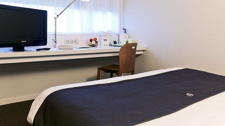 <b>Campanile Rennes Cleunay Room</b>. Images powered by <a href="https://iceportal.shijigroup.com/" title="IcePortal" target="_blank">IcePortal</a>.
