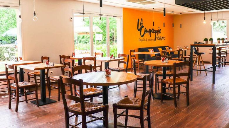 <b>Kyriad Direct Roanne Restaurant</b>. Images powered by <a href="https://iceportal.shijigroup.com/" title="IcePortal" target="_blank">IcePortal</a>.