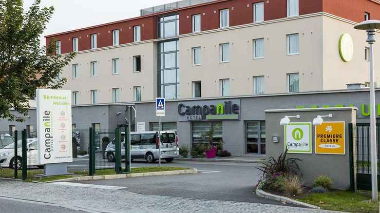 <b>Campanile Roissy Le Mesnil Amelot Exterior</b>. Images powered by <a href="https://iceportal.shijigroup.com/" title="IcePortal" target="_blank">IcePortal</a>.