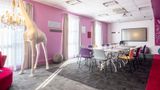 <b>Campanile Roissy Le Mesnil Amelot Meeting</b>. Images powered by <a href="https://iceportal.shijigroup.com/" title="IcePortal" target="_blank">IcePortal</a>.