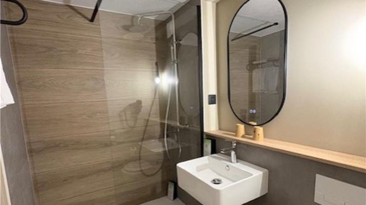 Campanile Rouen North Suite