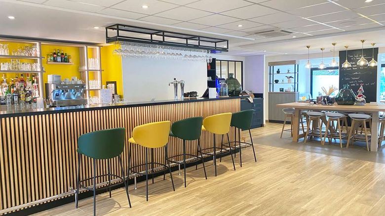 <b>Campanile St Etienne North Lobby</b>. Images powered by <a href="https://iceportal.shijigroup.com/" title="IcePortal" target="_blank">IcePortal</a>.