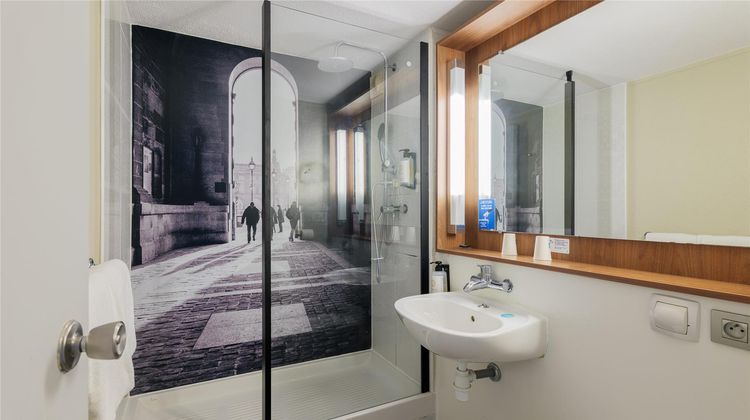 Campanile St Germain en Laye Room